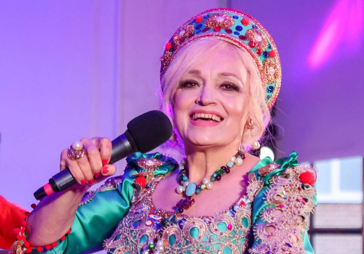 На Надежду Кадышеву напала неадекватная фанатка