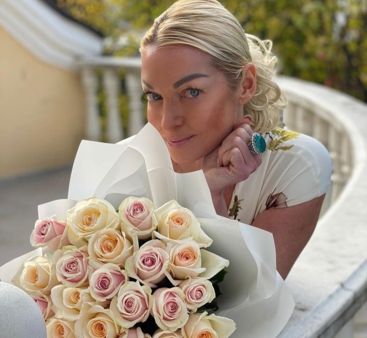 Самые нелепые шпагаты Анастасии Волочковой: не пытайтесь повторить